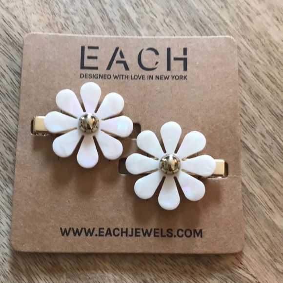 Accessories - Hair Clips 🌸